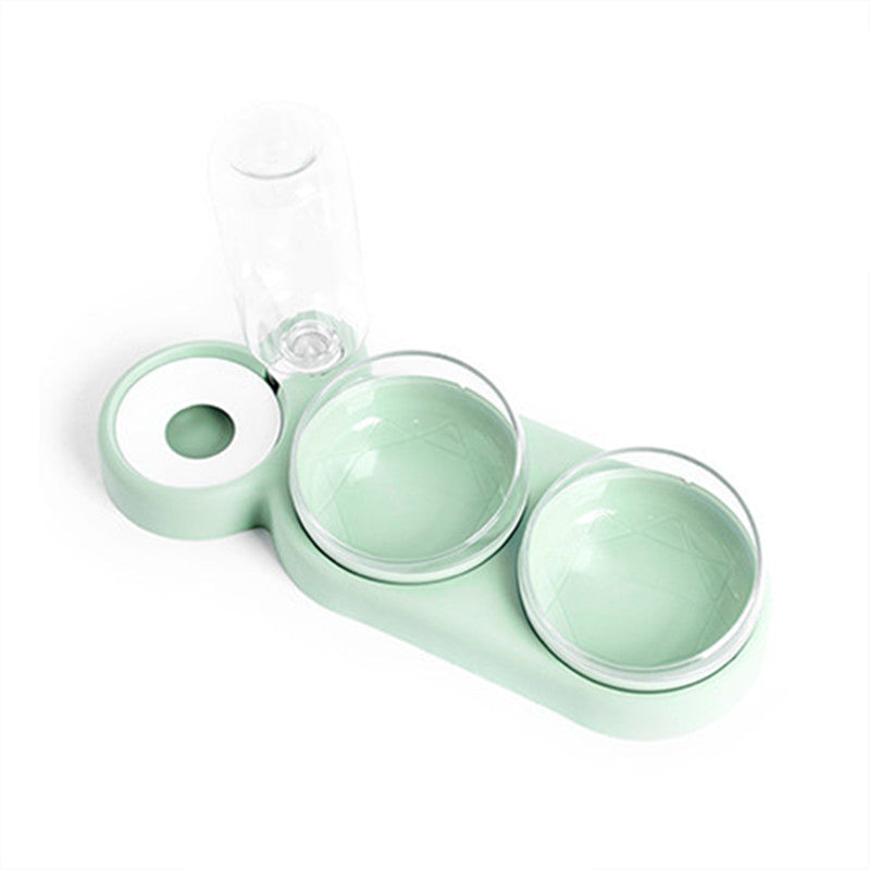 Automatic pet water fountain gravity feed reservoir close-up